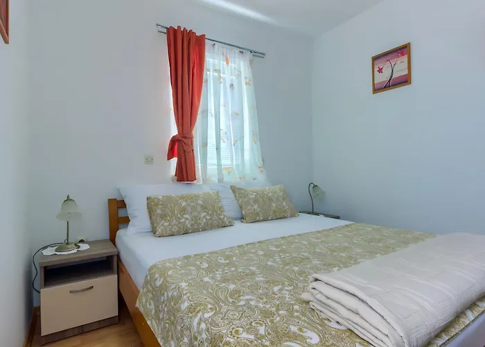 Apartament Jela *
