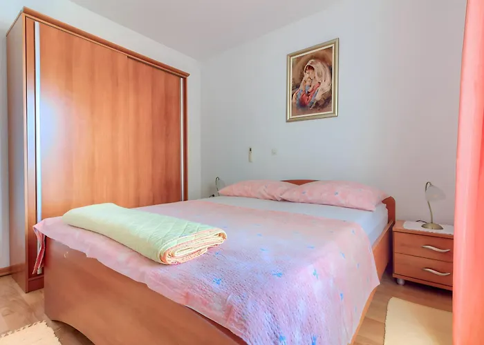 Jela Apartament