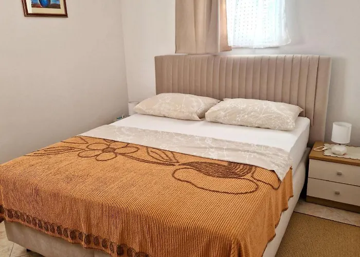 Jela Apartament