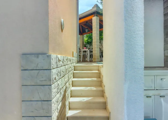 Jela Appartement *